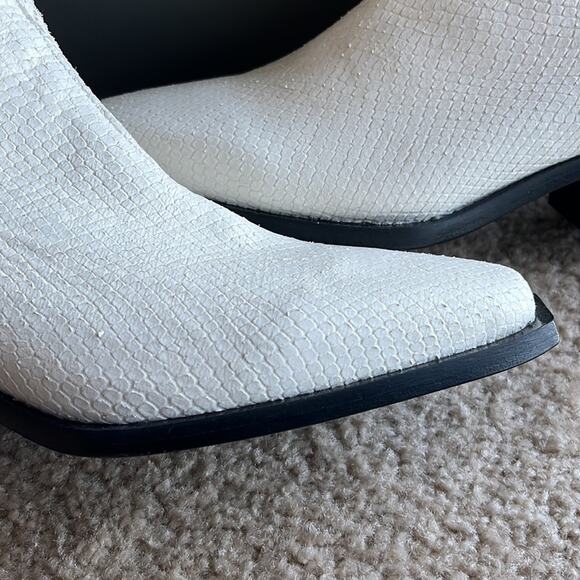 ALL SAINTS Lenora Snake Embossed
White Leather Minimalist Neutral Booties - Picture 7 of 12